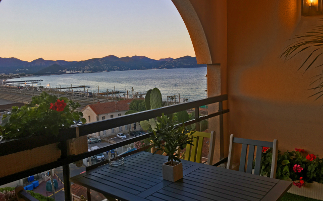 MyHome Riviera Apartments