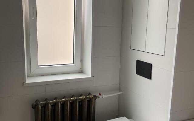 V Tsentre Na Chajkovskogo Apartments