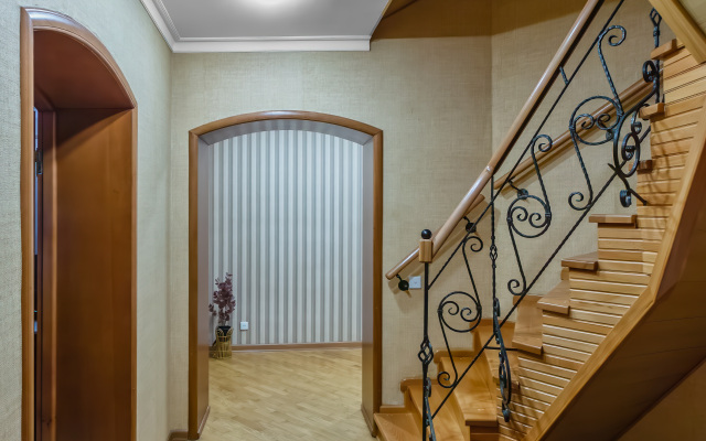 Shur Duplex Villa In Old City, Villa