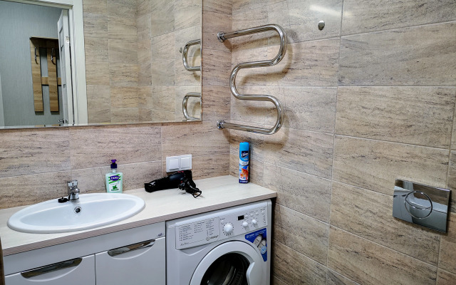 Апартаменты на Ангарской 100а