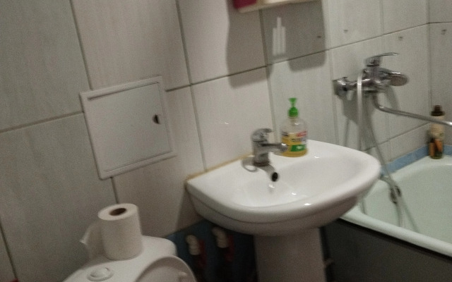 Na Ploshadi Pobedy Flat