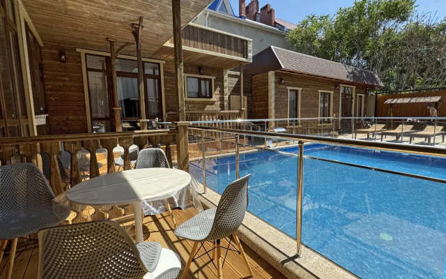Na Krymskoy Guest House