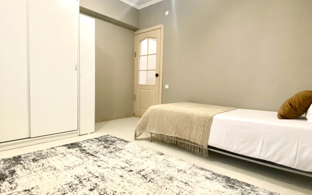 3-komnatnaya Na Valikhanova Flat