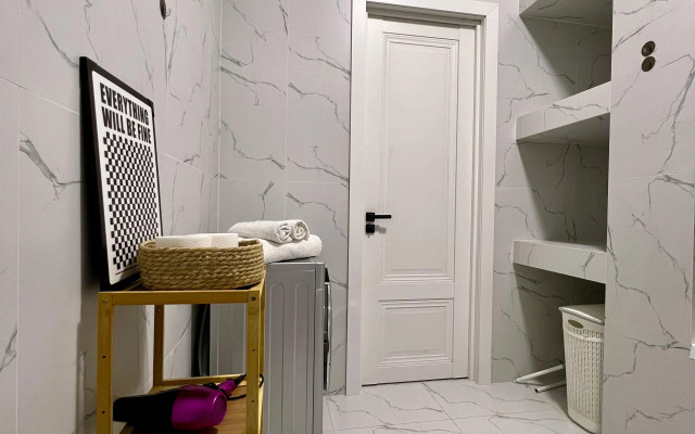 Uyutnaya S Samostoyatelnym Zaseleniem Ryadom S Metro Flat