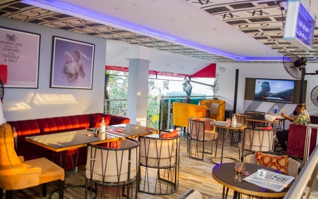Отель Proof Lounge