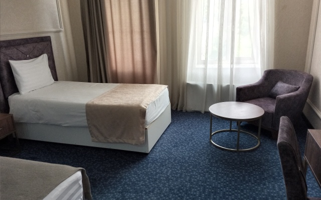 Grand Baku Hotel