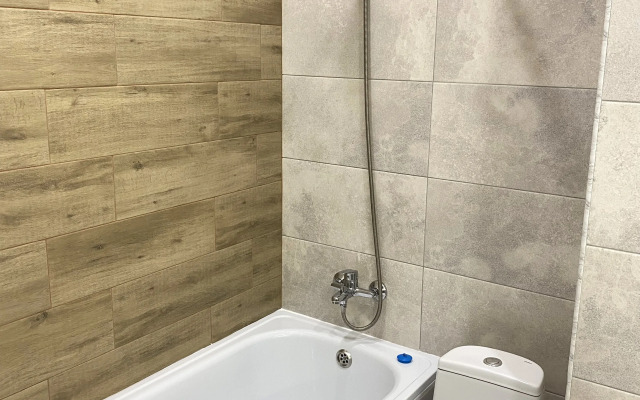 Batashi Green Flat