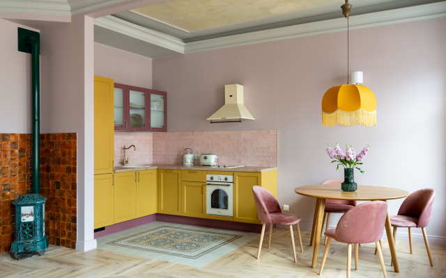 Апартаменты с петербургской атмосферой около метро Петроградская