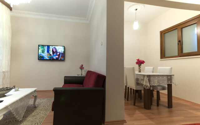 Zendy Suite Apart-Hotel