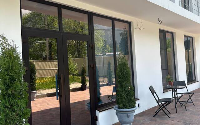 Darios Guest house