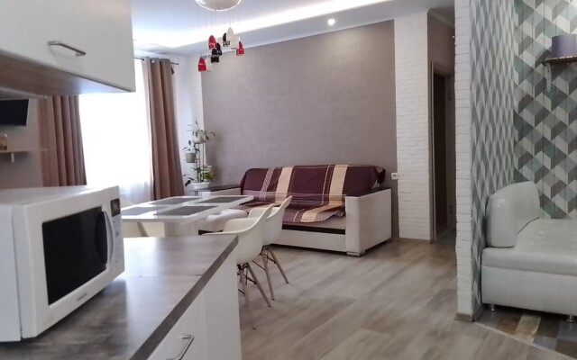 Апартаменты on Oktyabrskaya street