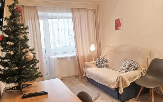 Na Narodovolcheskoy Ulitse 4 Flat