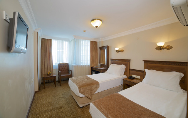 Grand Unal Hotel