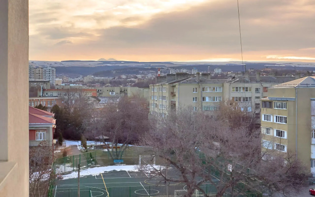 Квартира с видом на Эльбрус