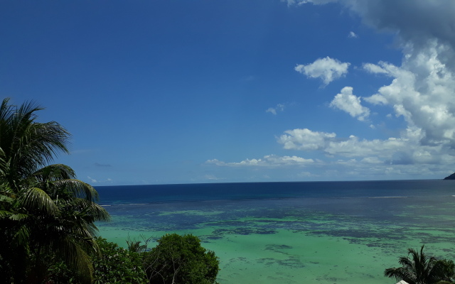 Au Fond De Mer View Apartments