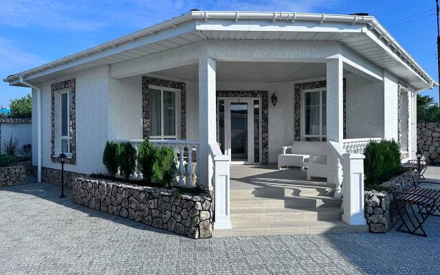 Otradnoye Guest House
