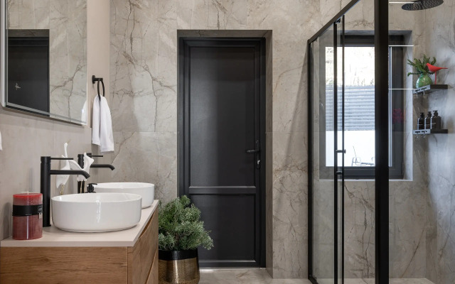 Granat s Basseynom i Mangalnoy Zonoy Villa