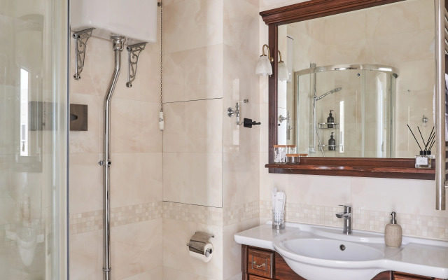 Апартаменты в Доходном доме на Патриарших прудах