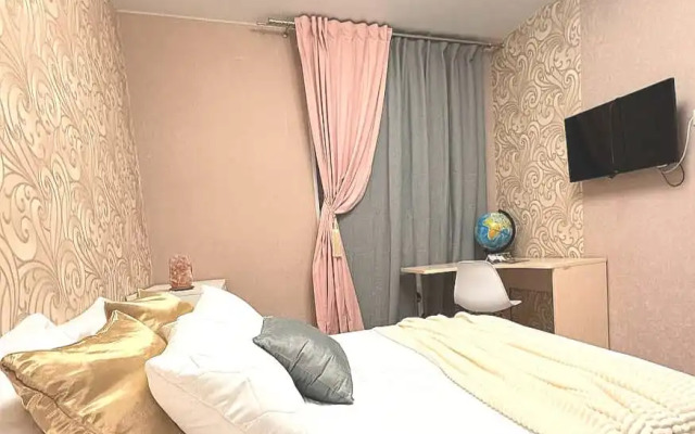 Квартира ЕвроДвушка Аксакова 81/1 на 17 Этаже до 7 Чел