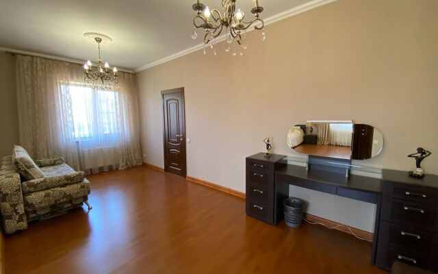 V Kedrovoy Rosche Guest House
