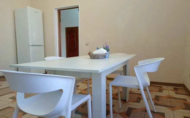 Private house Ryadom S Aeroportom