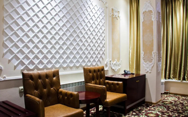 Sky Luxe Hotel