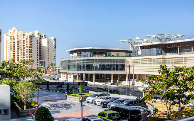 New Modern Studio on Palm Jumeirah Apartments