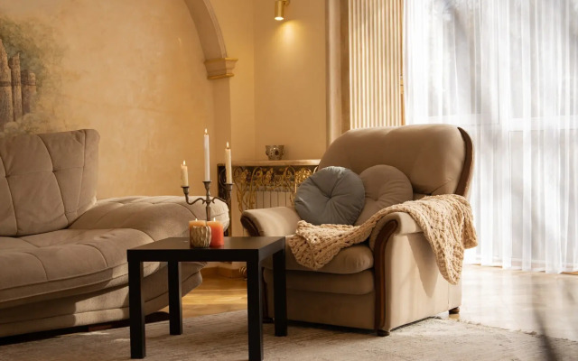 Na Ulitse Kurmangazy 33 Flat