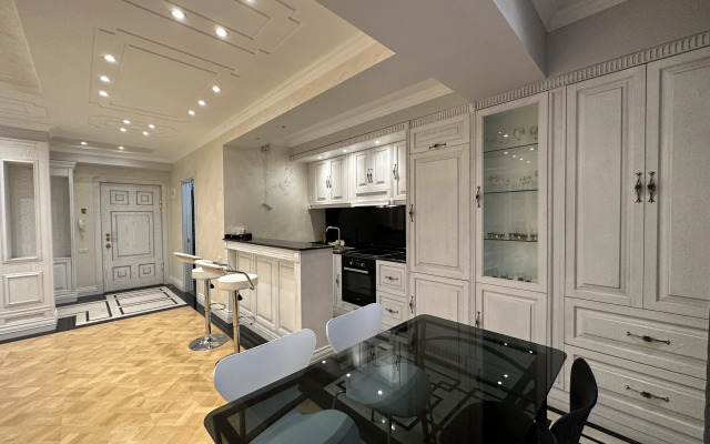 1-K, Ulitsa Anrapetutyan, Hn761 Flat