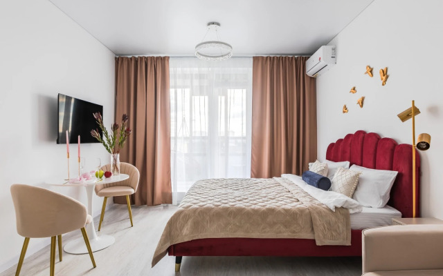 Квартира студия Птицы с роскошной панорамной лоджией