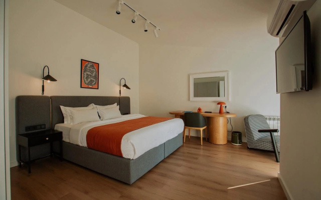 Artifact Apart Hotel