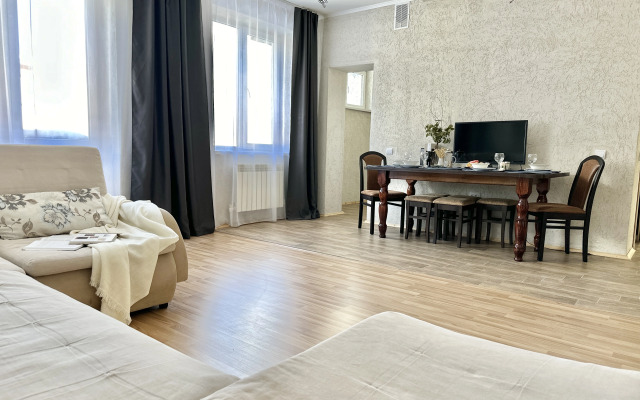 Квартира ArtHouse Dombay 12