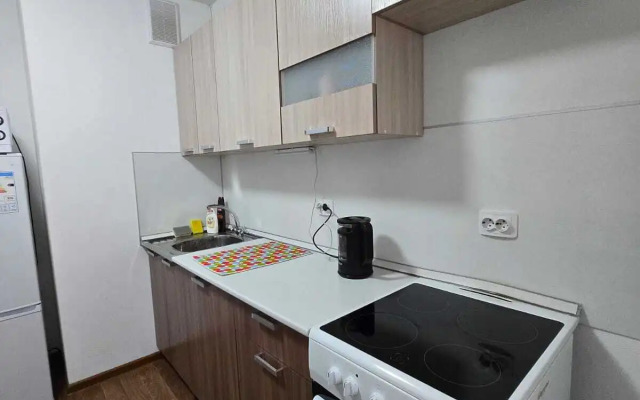 Na Zelyonom Bulvare  Flat