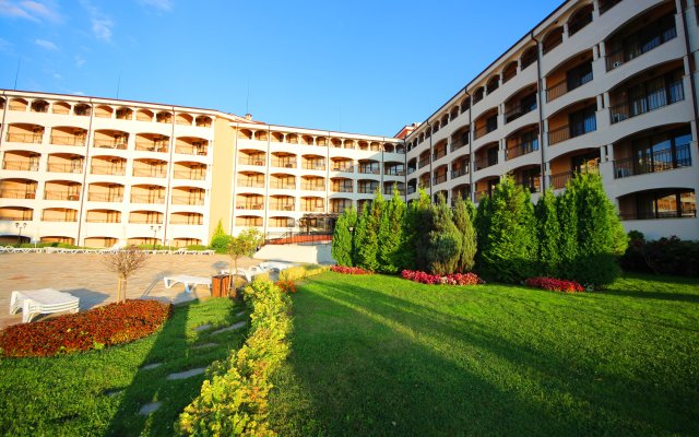 Апарт-Отель Regina Mare - Menada