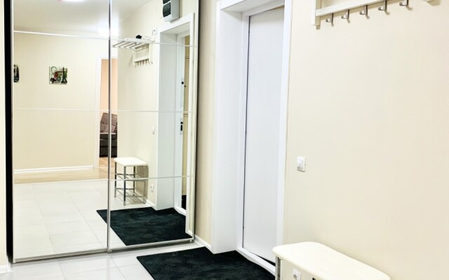 U Metro Kotelniki Apartments