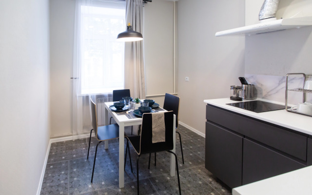 Апартаменты 9 Ночей на Карташова №2