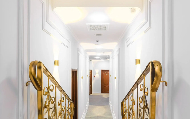 Grand Opera Hotel