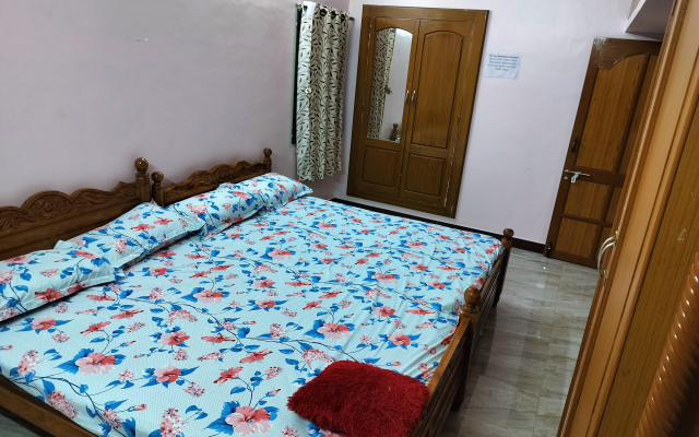Honeycomb Homes Ground Floor Private House