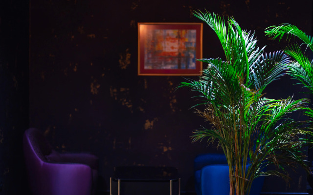 Onyx Hotel