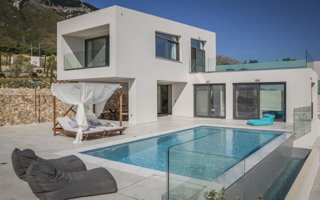 Oikos Boutique Residences Apartments