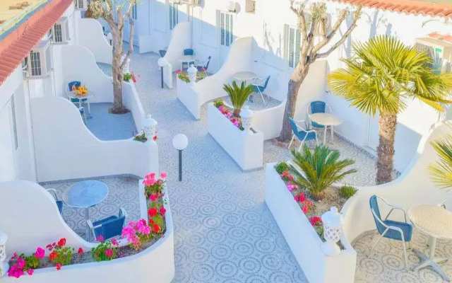 Hotel Junior Village Vacanze&Relax