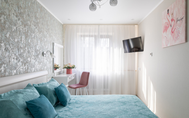 2h komn. Flamingo Kenig Holidays V Centre Na Leninskom Prospekte Apartments