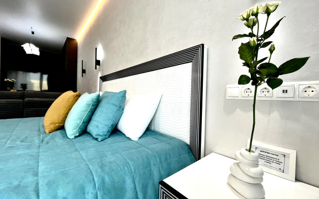 Квартира панорамная Неотель в ЖК Галерея Чижова, у Театра Оперы и Балета