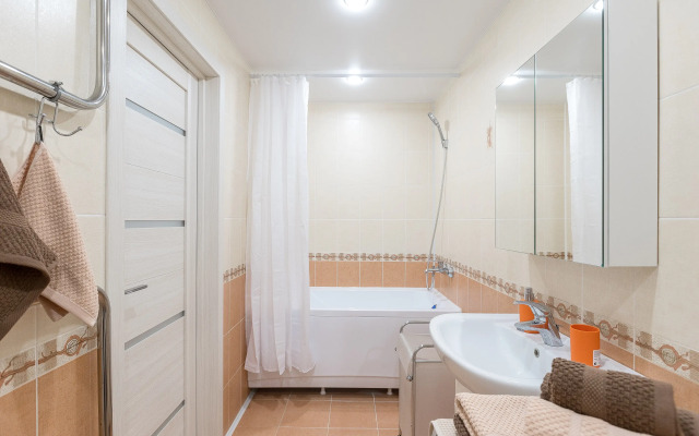 Prostornaya Ryadom s Akvaparkom Flat