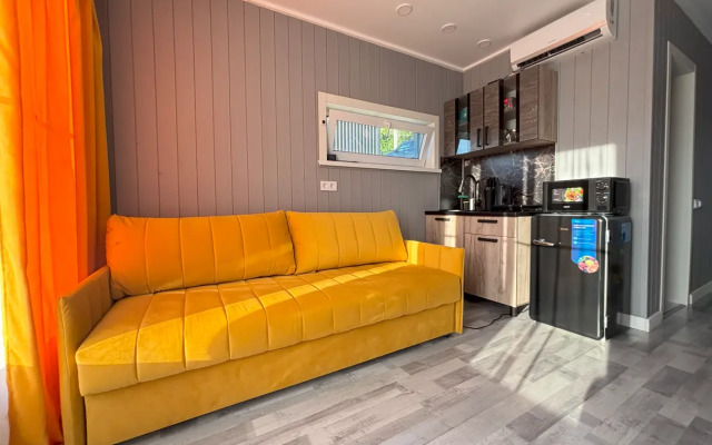 Частный дом у леса