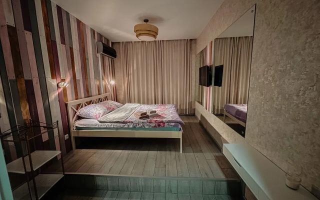 Na Prospekte Pobedy 46/30 Flat