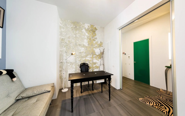 Dizaynerskiy v ZHK Akter Gelaksi Apartments