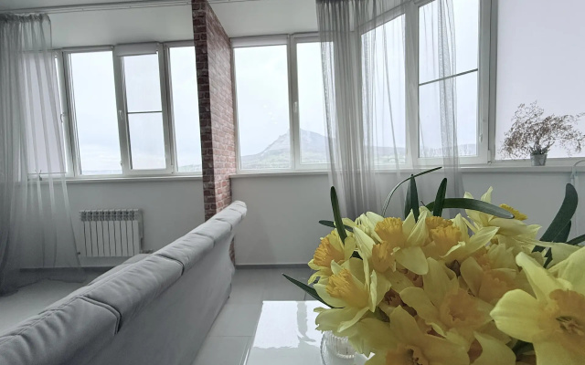 Апартаменты Sutki Rent с красивым видом на горы