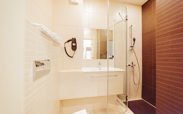 Shato City Hotel