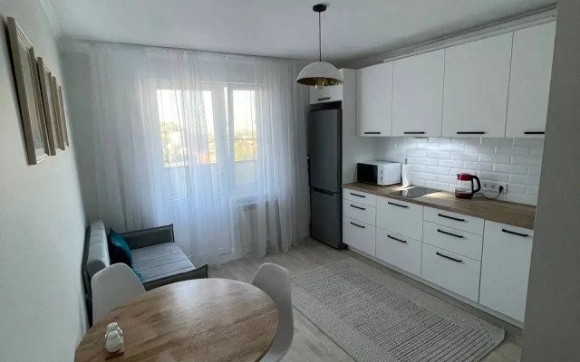 S Vidom Na Mashuk Flat